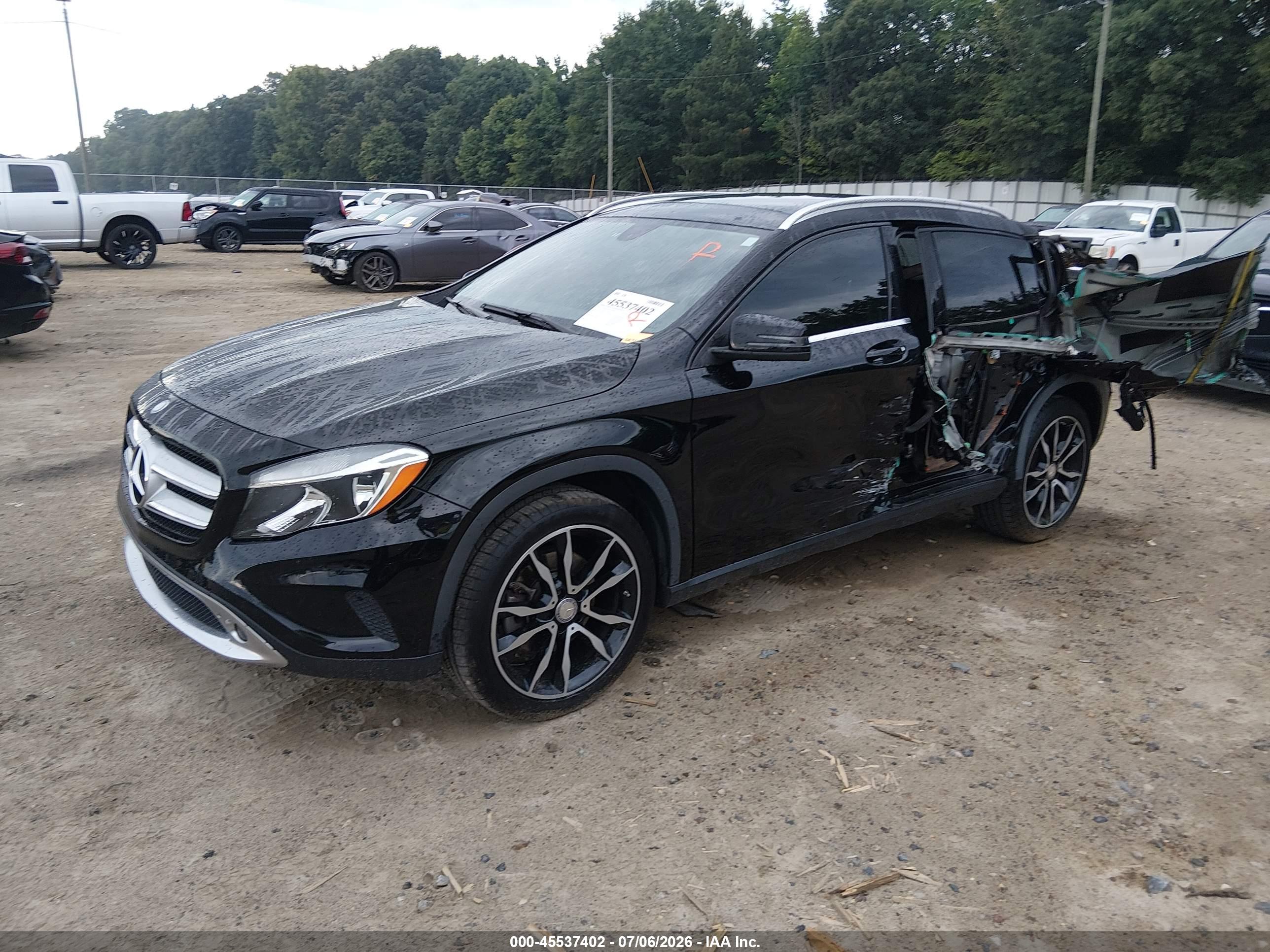 2015 MERCEDES-BENZ GLA 250 GLA250
