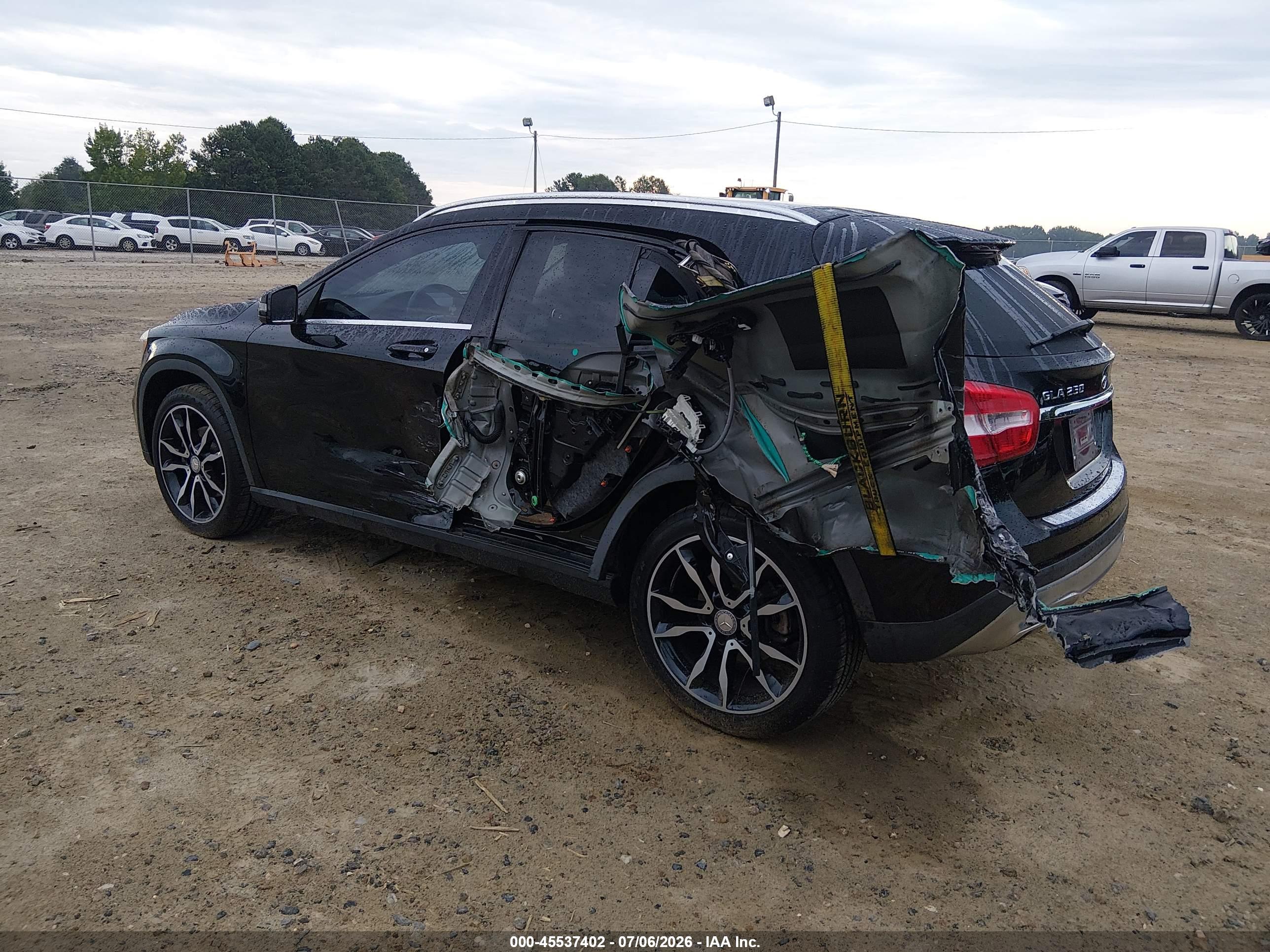 2015 MERCEDES-BENZ GLA 250 GLA250