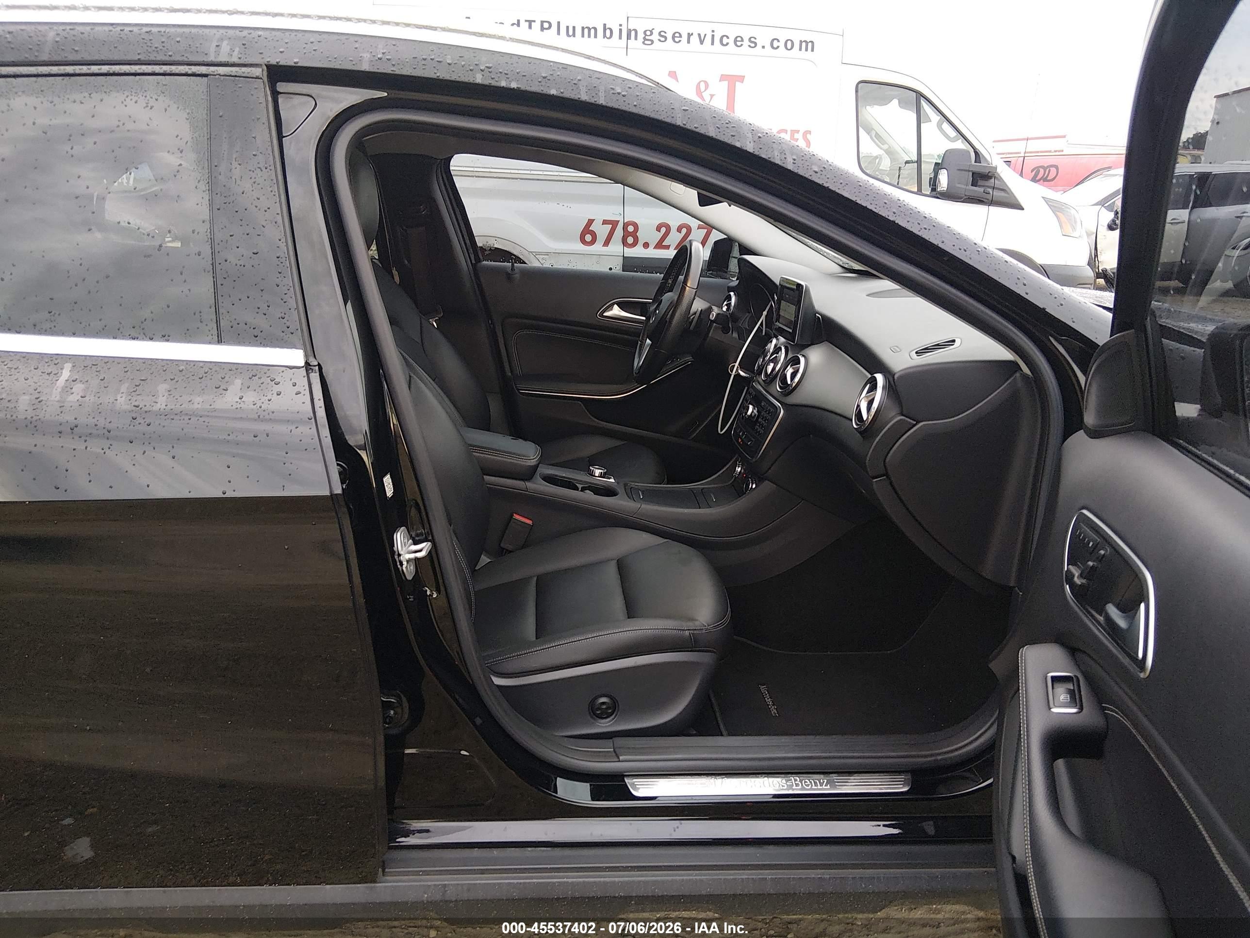 2015 MERCEDES-BENZ GLA 250 GLA250