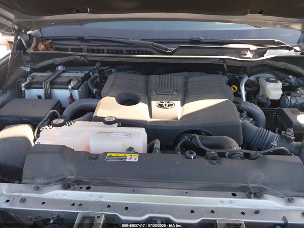2025 TOYOTA TUNDRA SR5