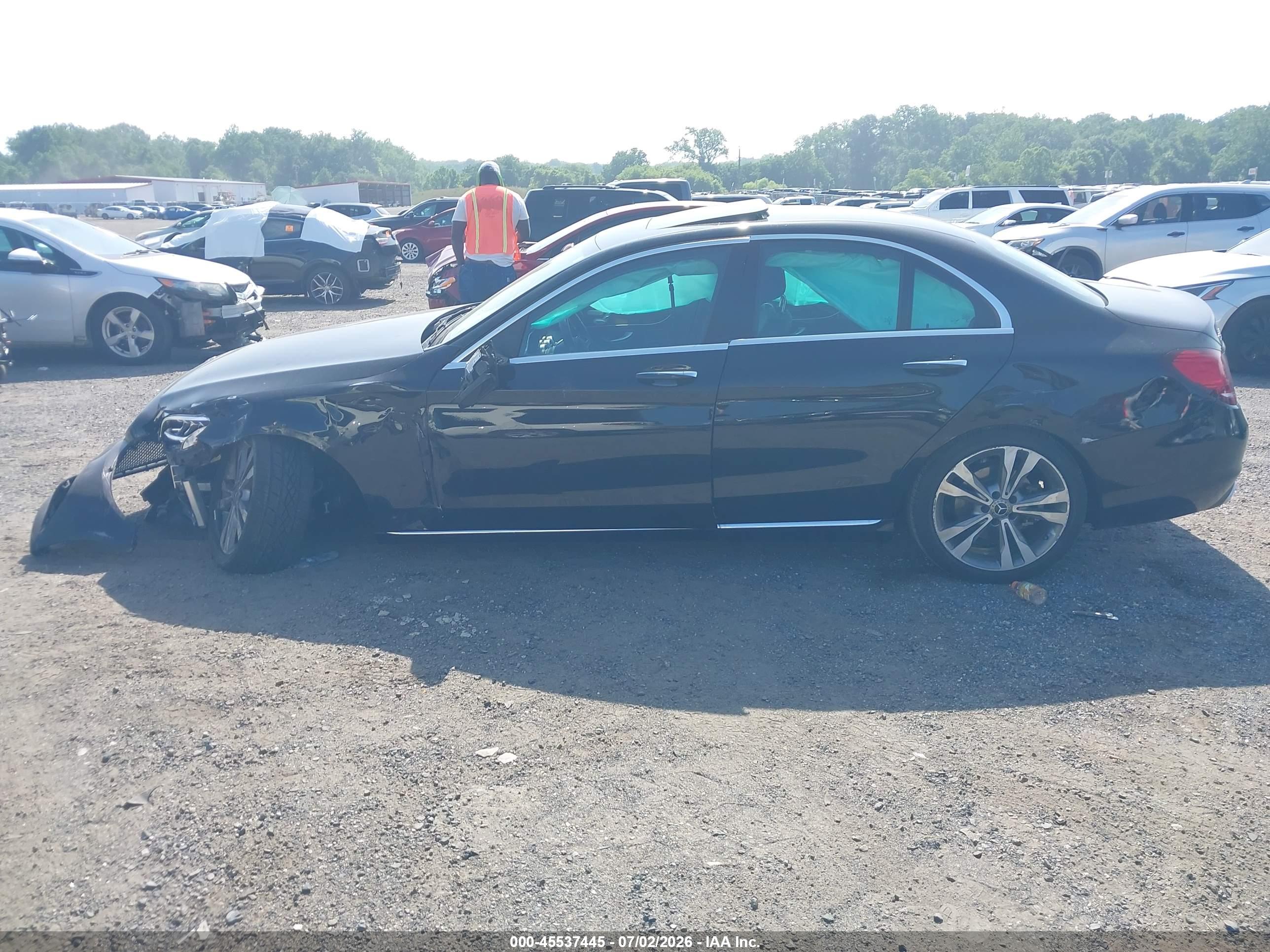 2020 MERCEDES-BENZ C 300 C300