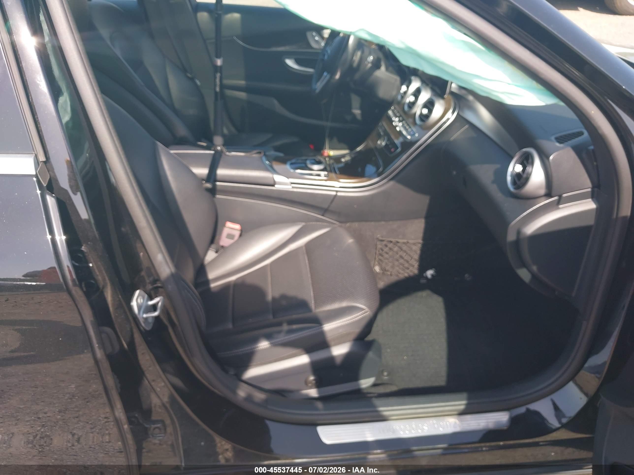 2020 MERCEDES-BENZ C 300 C300