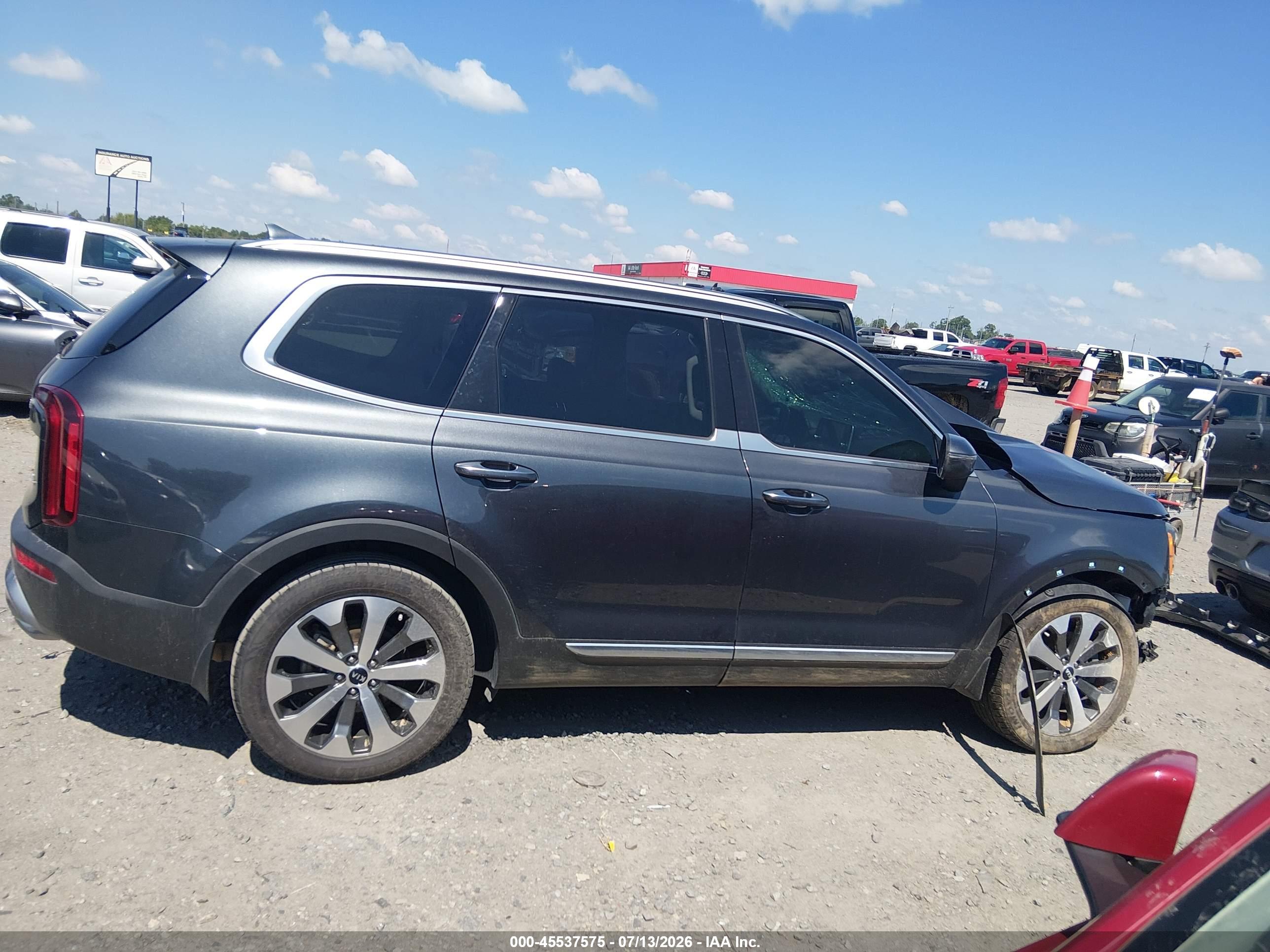 2020 KIA TELLURIDE S
