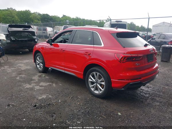 2022 AUDI Q3