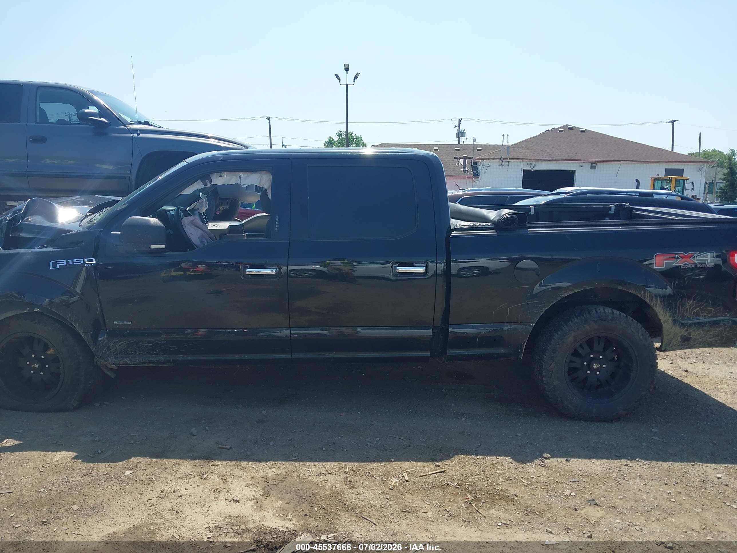 2017 FORD F-150 XLT