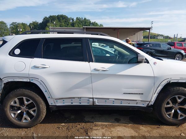 2016 JEEP CHEROKEE TRAILHAWK