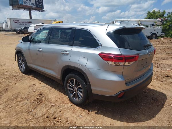 2019 TOYOTA HIGHLANDER XLE