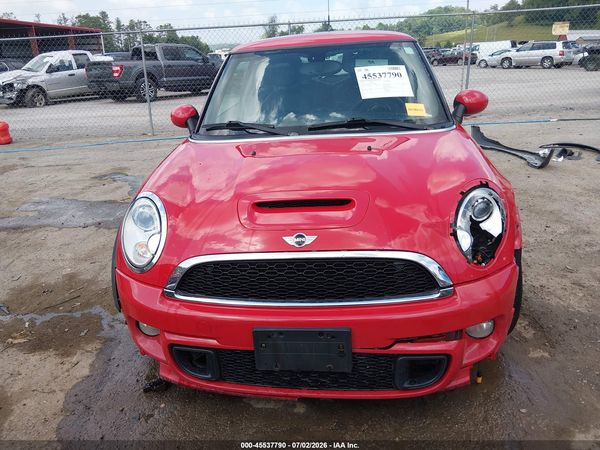 2012 MINI COOPER S
