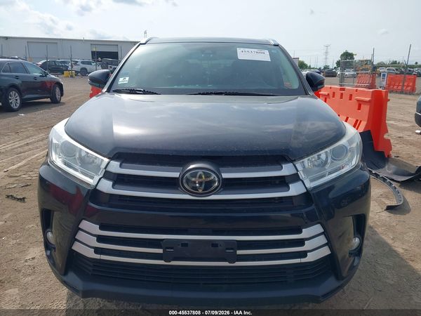 2018 TOYOTA HIGHLANDER XLE
