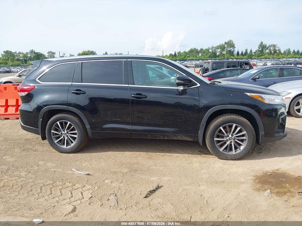 2018 TOYOTA HIGHLANDER XLE