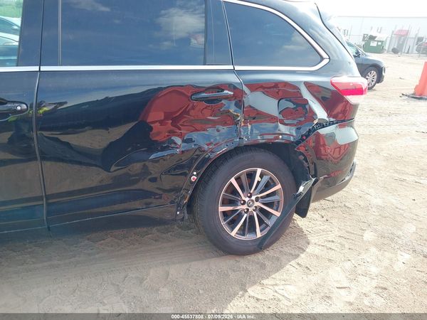 2018 TOYOTA HIGHLANDER XLE