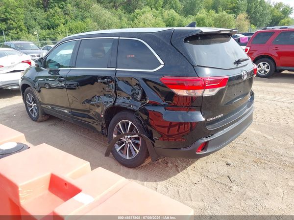 2018 TOYOTA HIGHLANDER XLE