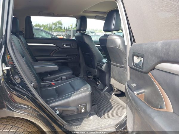 2018 TOYOTA HIGHLANDER XLE