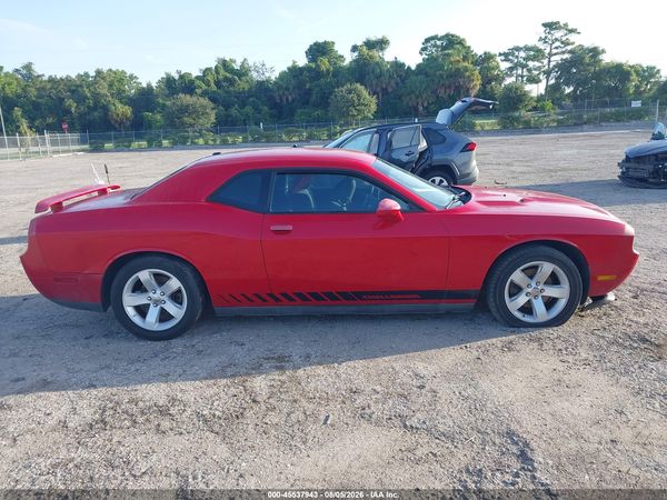 2012 DODGE CHALLENGER SXT