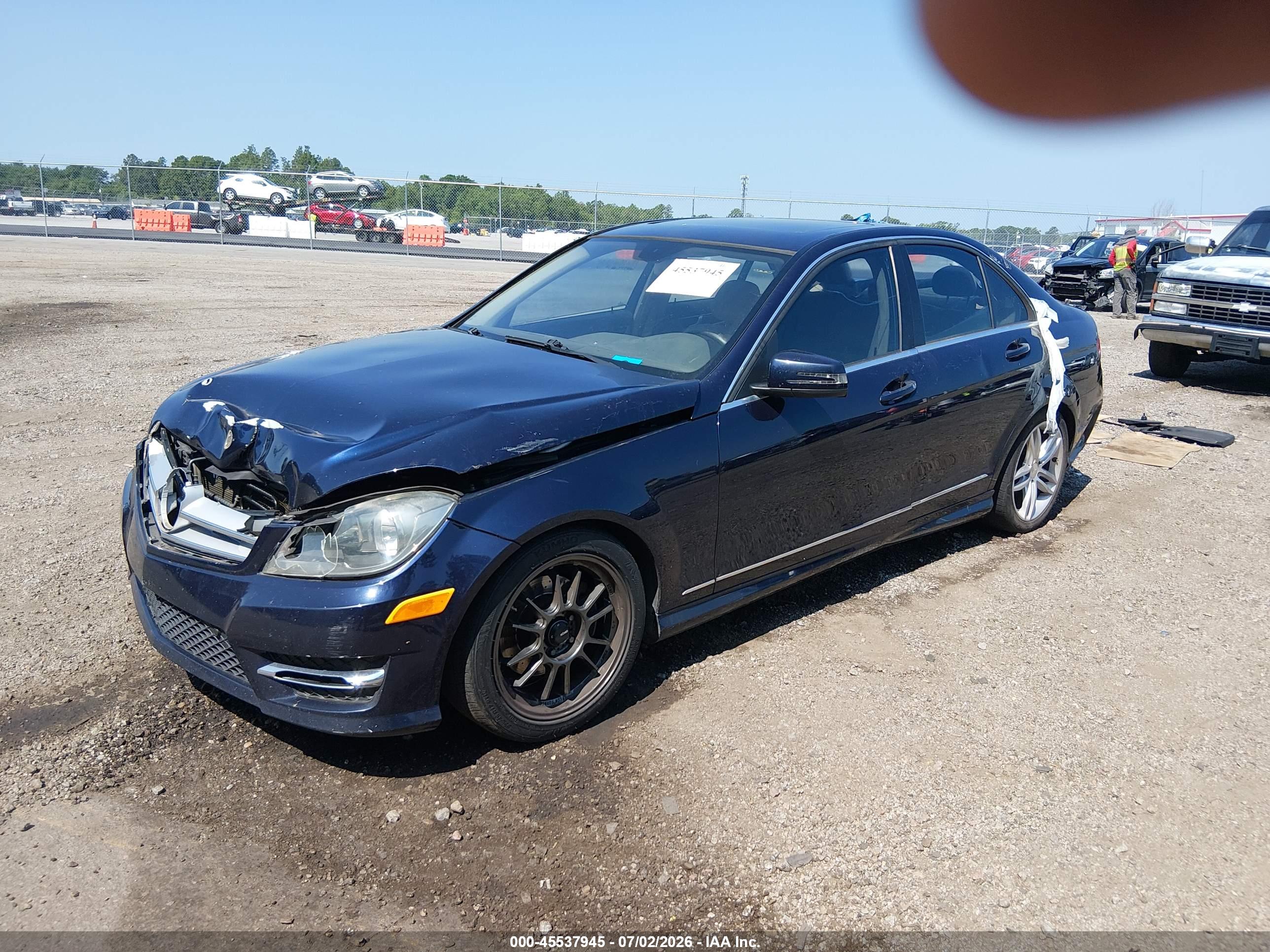 2013 MERCEDES-BENZ C 250 C250