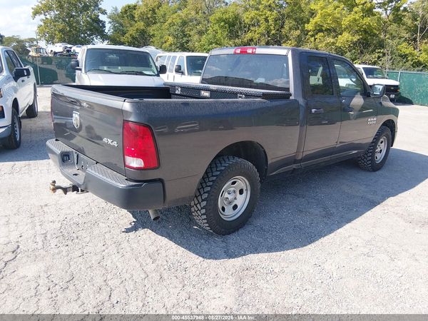 2020 RAM 1500 CLASSIC TRADESMAN  4X4 6'4 BOX