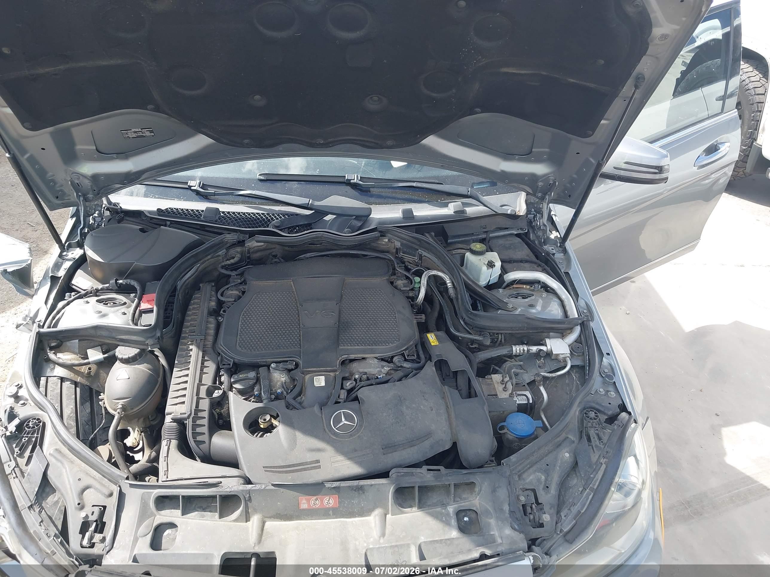 2013 MERCEDES-BENZ C 300 C300