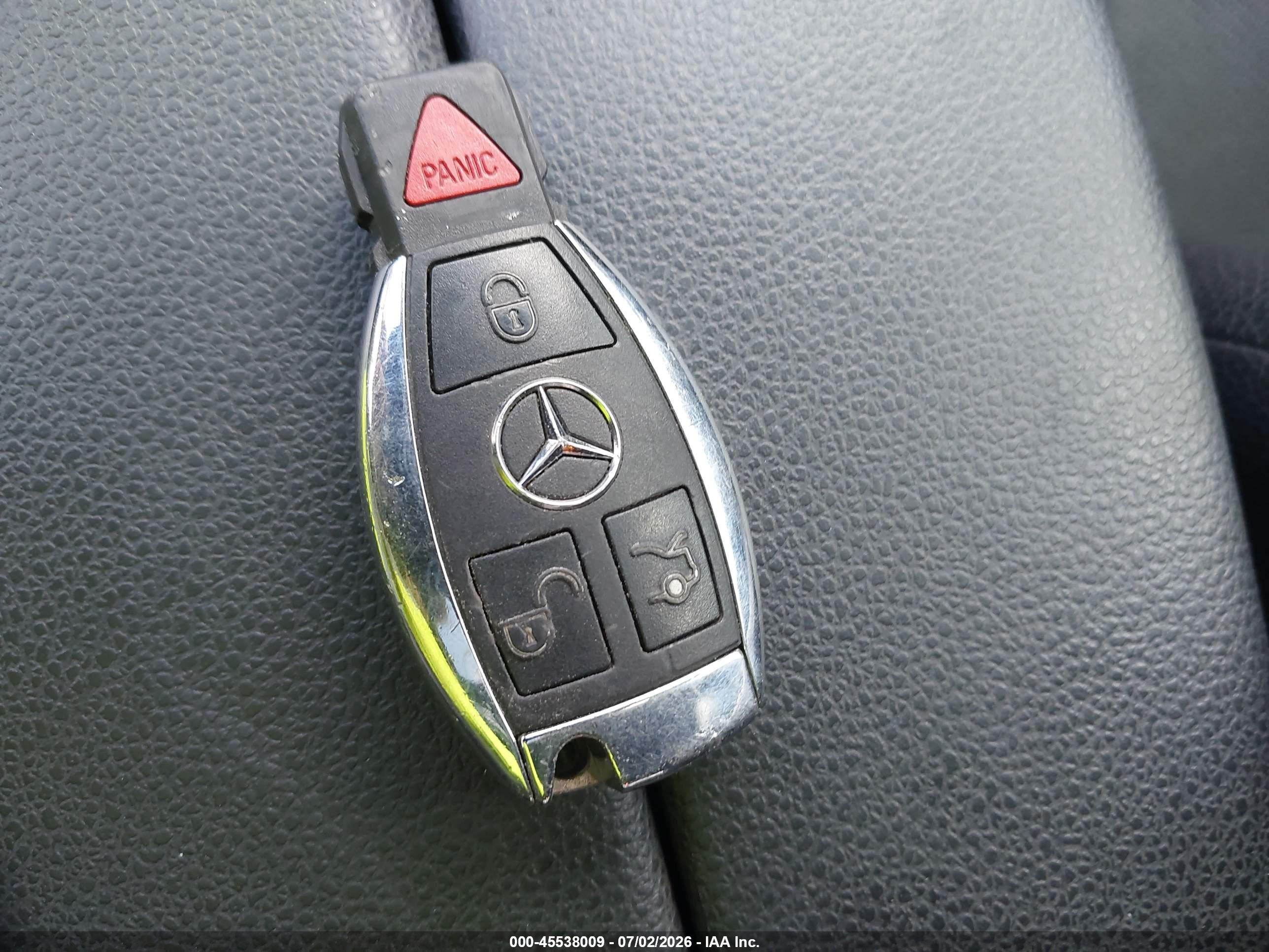 2013 MERCEDES-BENZ C 300 C300