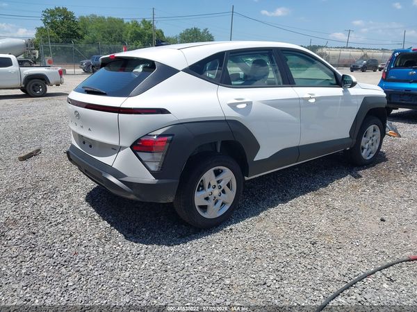 2025 HYUNDAI KONA SE