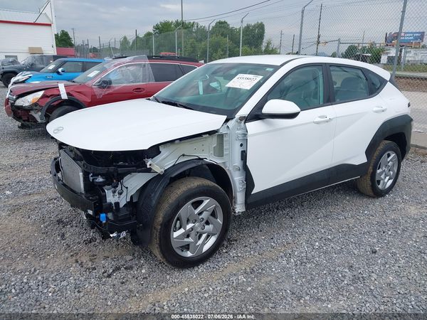 2025 HYUNDAI KONA SE