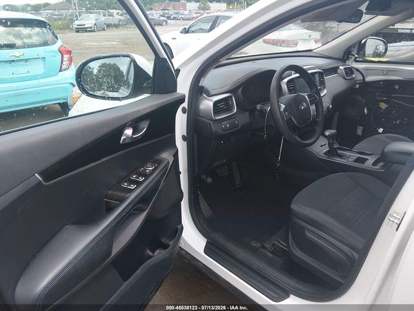 2019 KIA SORENTO 2.4L LX