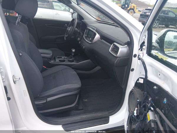 2019 KIA SORENTO 2.4L LX