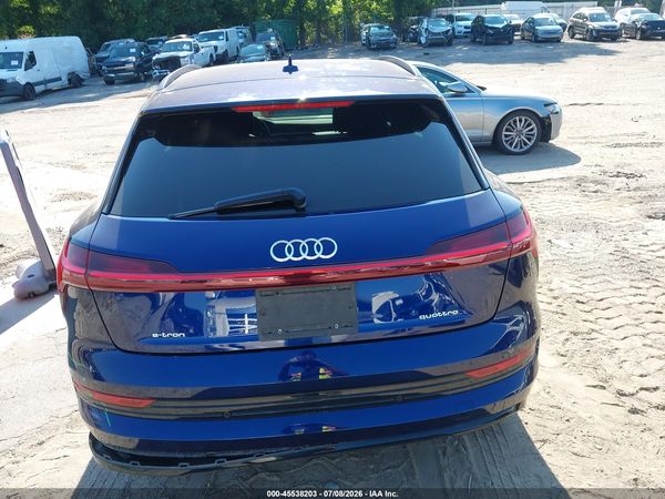 2022 AUDI E-TRON PREMIUM QUATTRO — I119