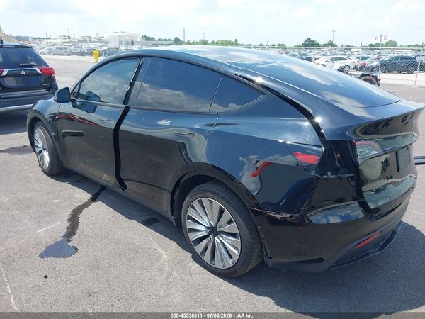 2025 TESLA MODEL Y