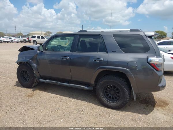 2022 TOYOTA 4RUNNER SR5