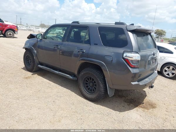 2022 TOYOTA 4RUNNER SR5