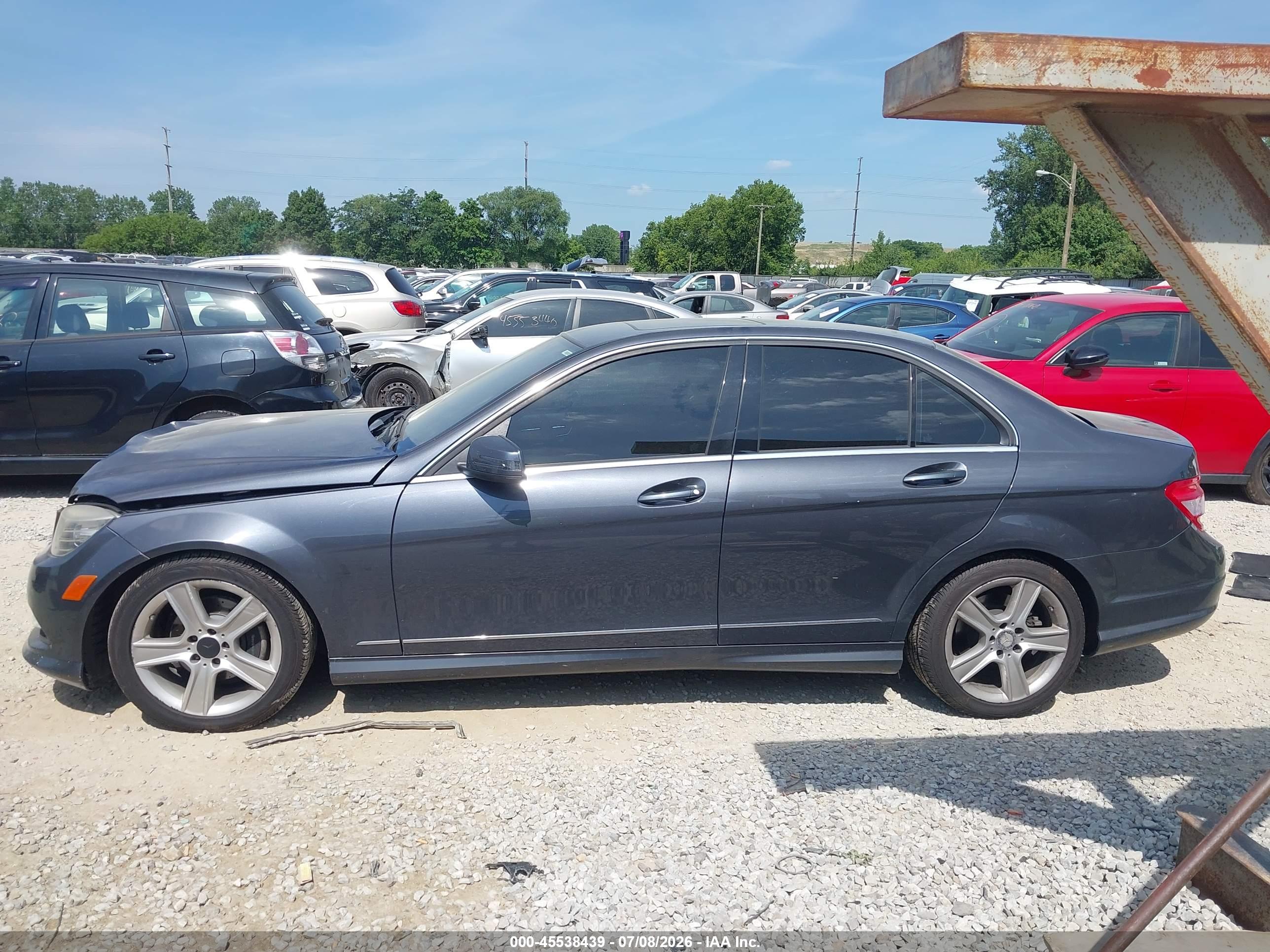 2011 MERCEDES-BENZ C 300 C300 4-MATIC