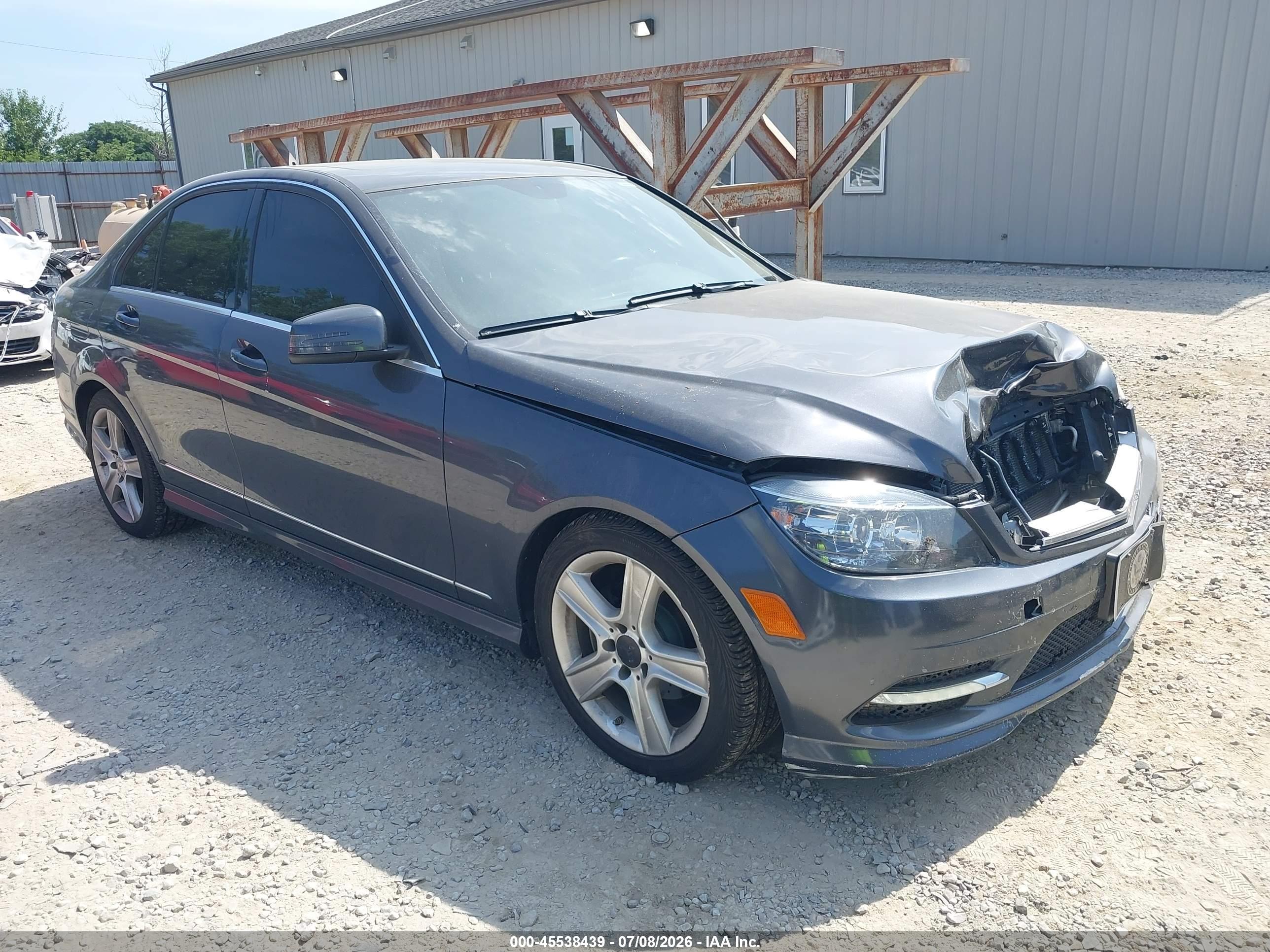 2011 MERCEDES-BENZ C 300 C300 4-MATIC