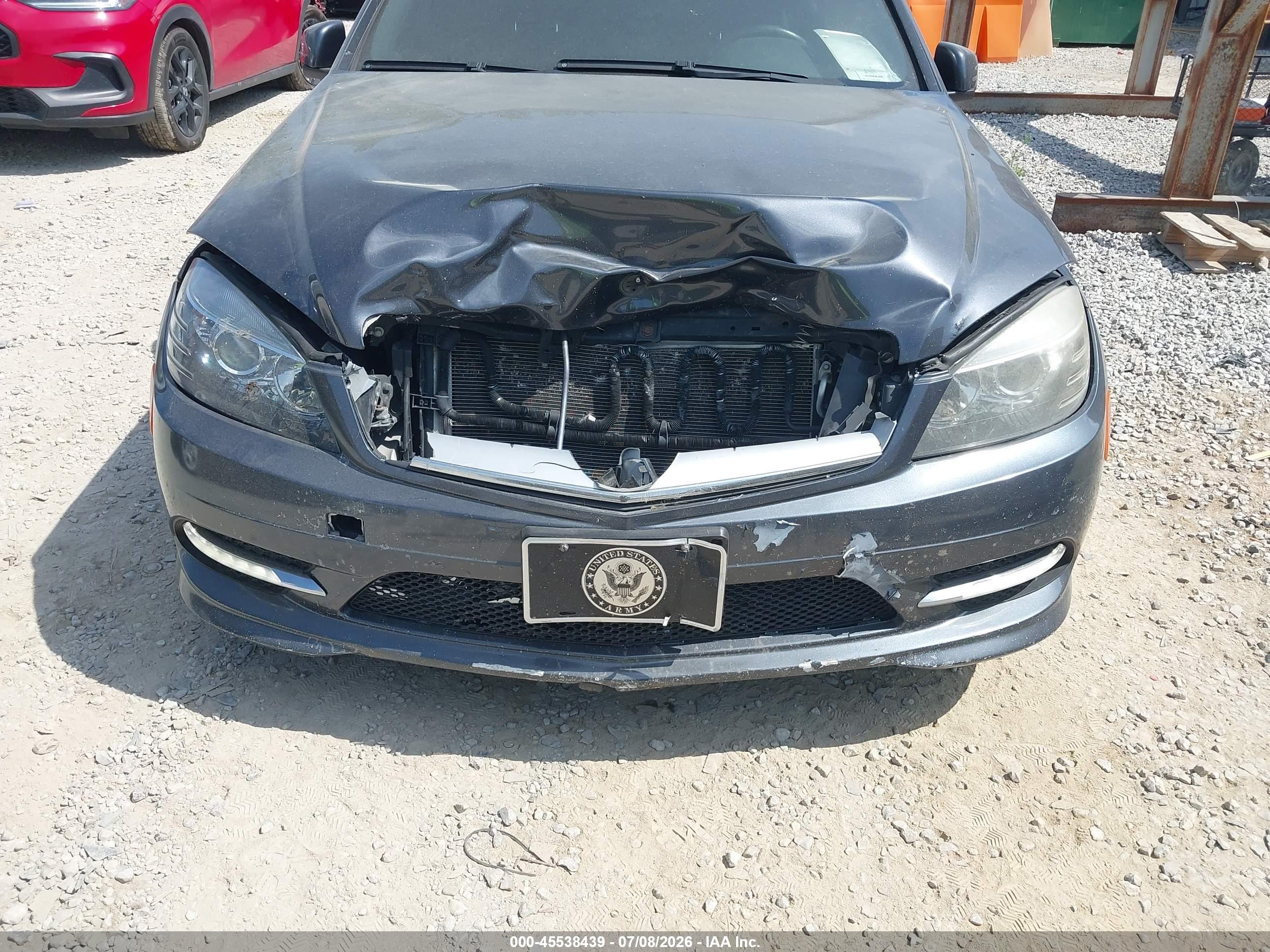 2011 MERCEDES-BENZ C 300 C300 4-MATIC