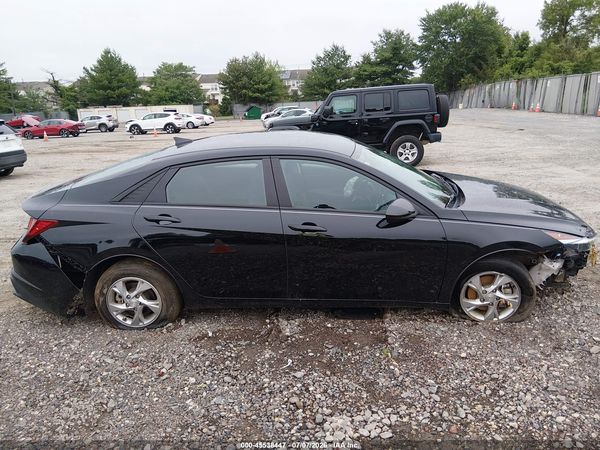 2023 HYUNDAI ELANTRA SE