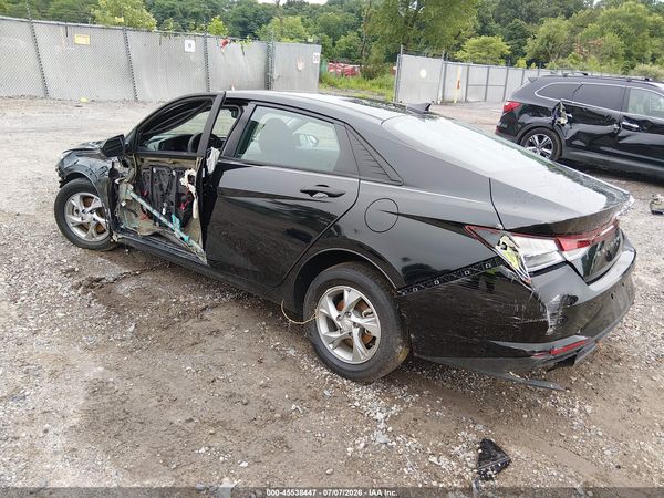 2023 HYUNDAI ELANTRA SE