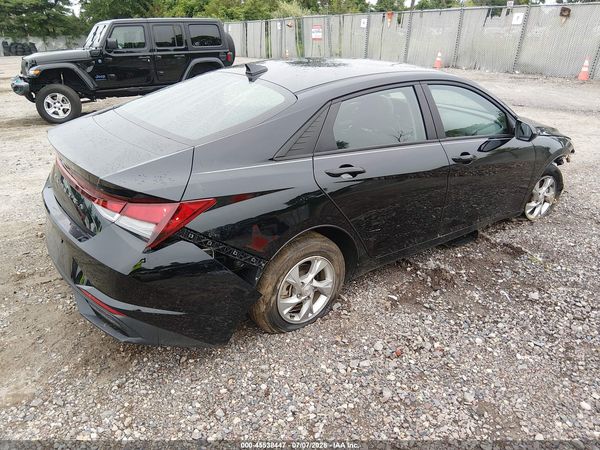 2023 HYUNDAI ELANTRA SE