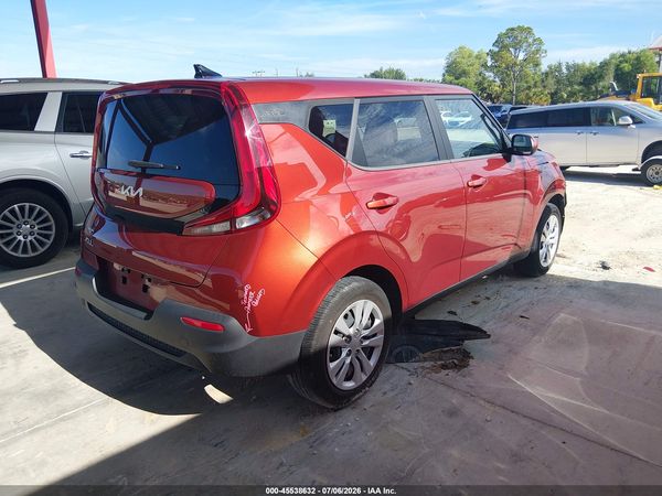 2022 KIA SOUL LX