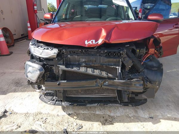2022 KIA SOUL LX