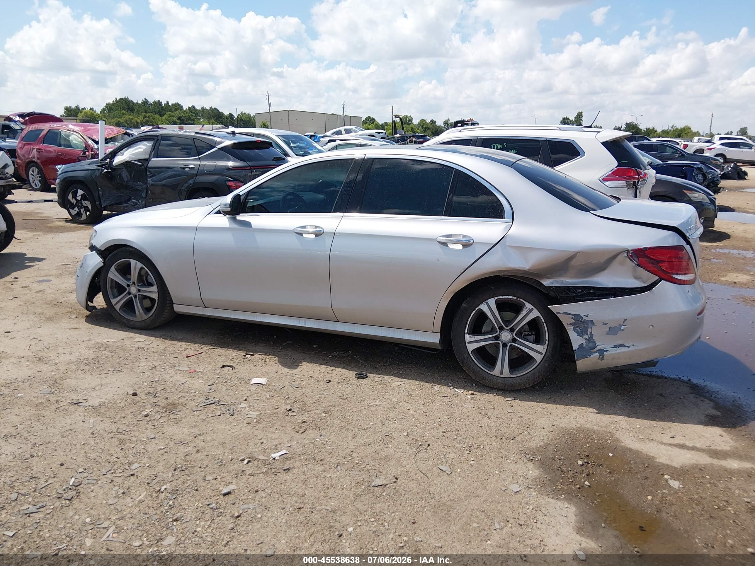 2019 MERCEDES-BENZ E 300