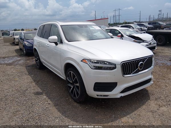 2022 VOLVO XC90 T6 MOMENTUM 7 PASSENGER