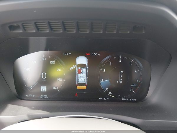 2022 VOLVO XC90 T6 MOMENTUM 7 PASSENGER