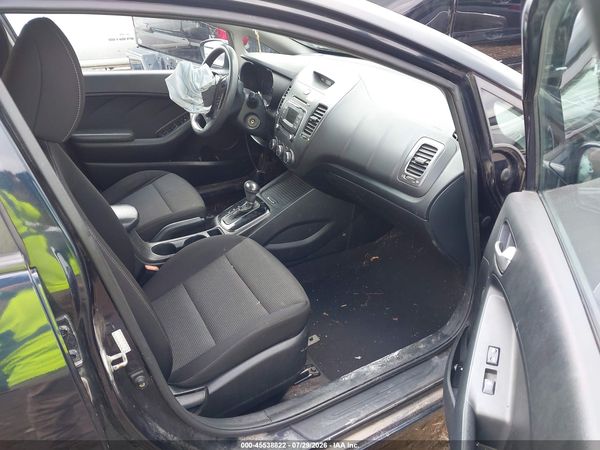 2017 KIA FORTE LX