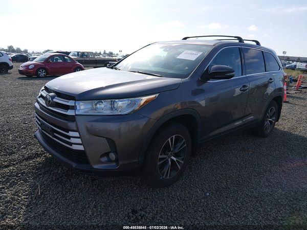 2019 TOYOTA HIGHLANDER LE PLUS