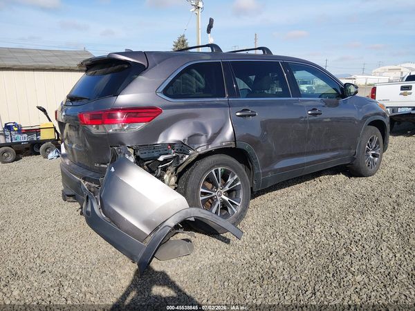 2019 TOYOTA HIGHLANDER LE PLUS