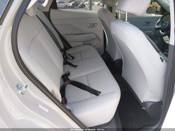 2026 HYUNDAI KONA SE