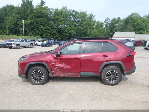 2021 TOYOTA RAV4 LE