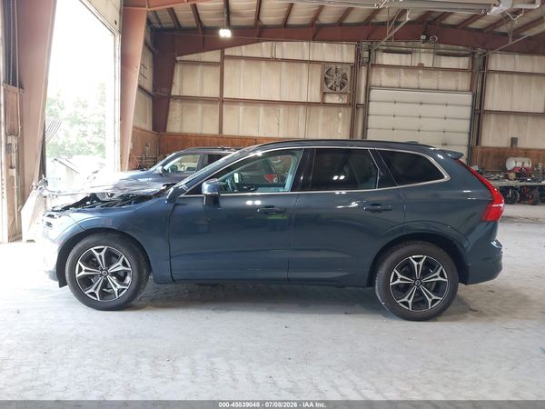 2022 VOLVO XC60 B5 MOMENTUM