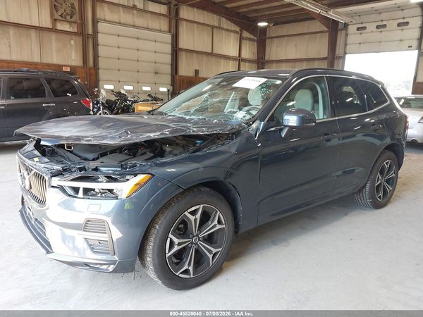 2022 VOLVO XC60 B5 MOMENTUM