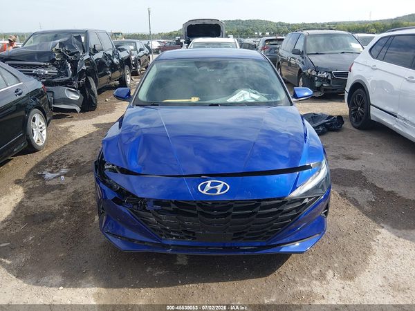 2023 HYUNDAI ELANTRA SEL