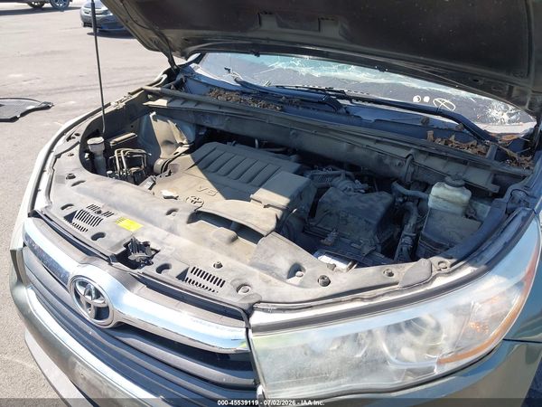2016 TOYOTA HIGHLANDER LIMITED V6